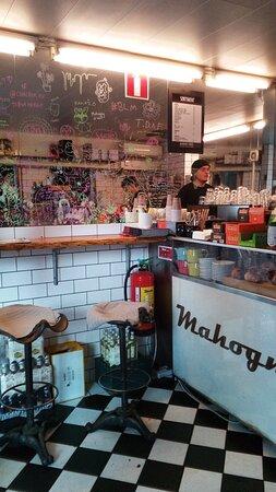 Mahogny Coffe Bar